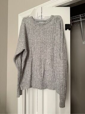 nuuds Light Gray Cable-Knit Crewneck Sweater